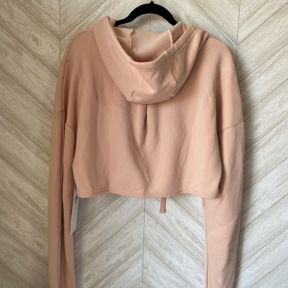 ALO YOGA Extreme Crop Jacket in Nectar - Picture 5 of 6